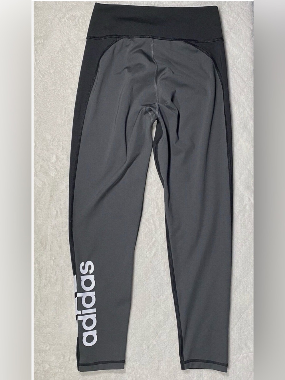 Adidas Aeroready Capri Leggings High Waist Black Gray White Spell Out Women's Sm